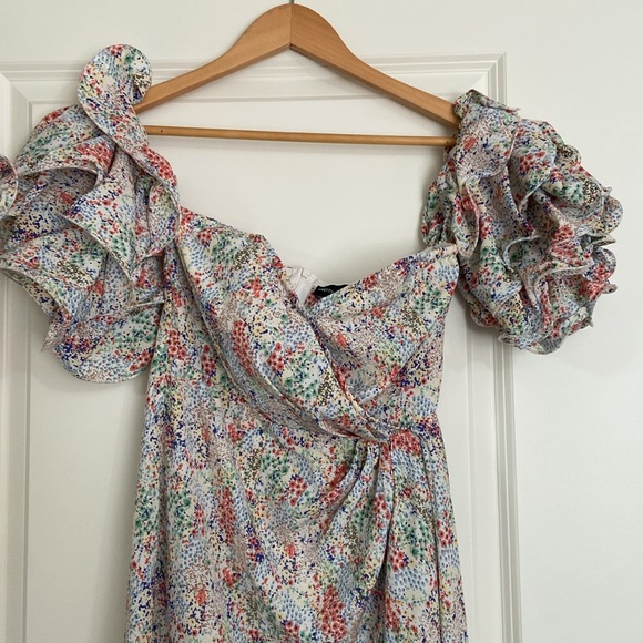 BNWT Pretty Little Thing Multi-Colour Off the Shoulder Dress - Size 2 - Picture 2 of 8